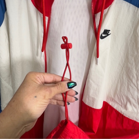 Nike Vintage Athletic Sportswear Wind Breaker Hooded - Picture 12 of 16